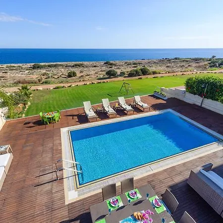 Leonies By The Sea * Protaras